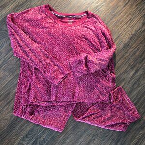 NAUTICA Cranberry Colored Poly/Spandex Crushed Velour Two-Piece Pajama Set/XXL
